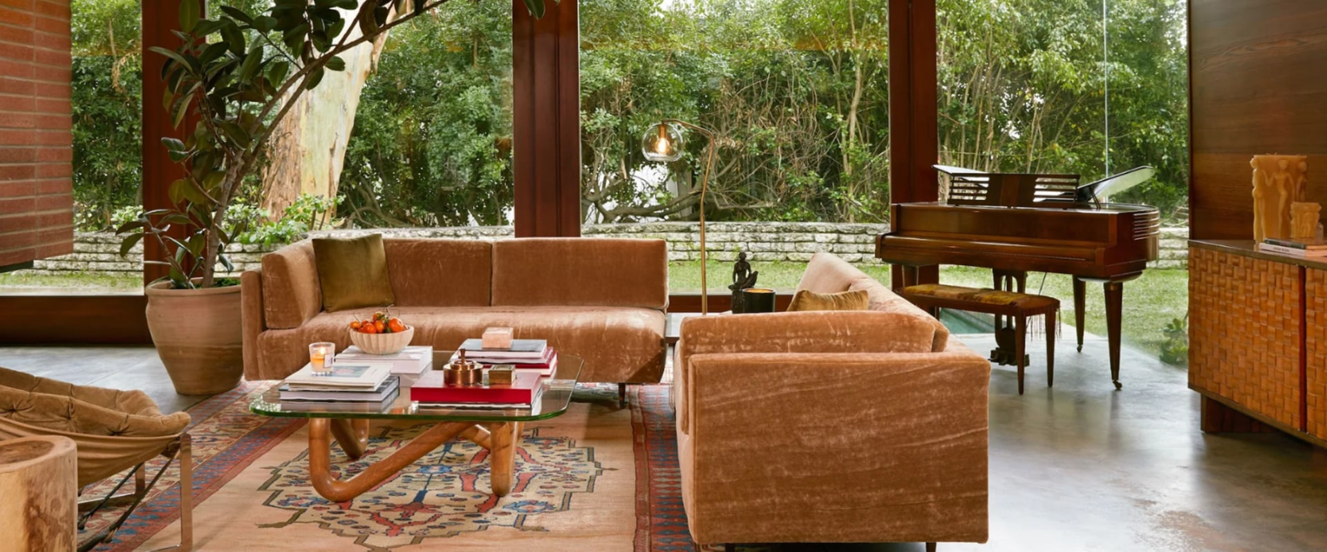 Embracing Mid-Century Modern in Southern California Homes